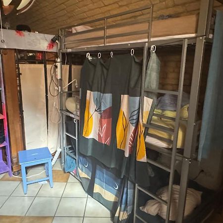 Brant Academy Petite France Hostel Страсбург Екстериор снимка
