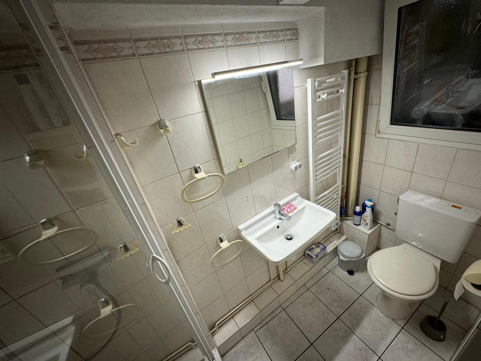 Brant Academy Petite France Hostel Страсбург Екстериор снимка