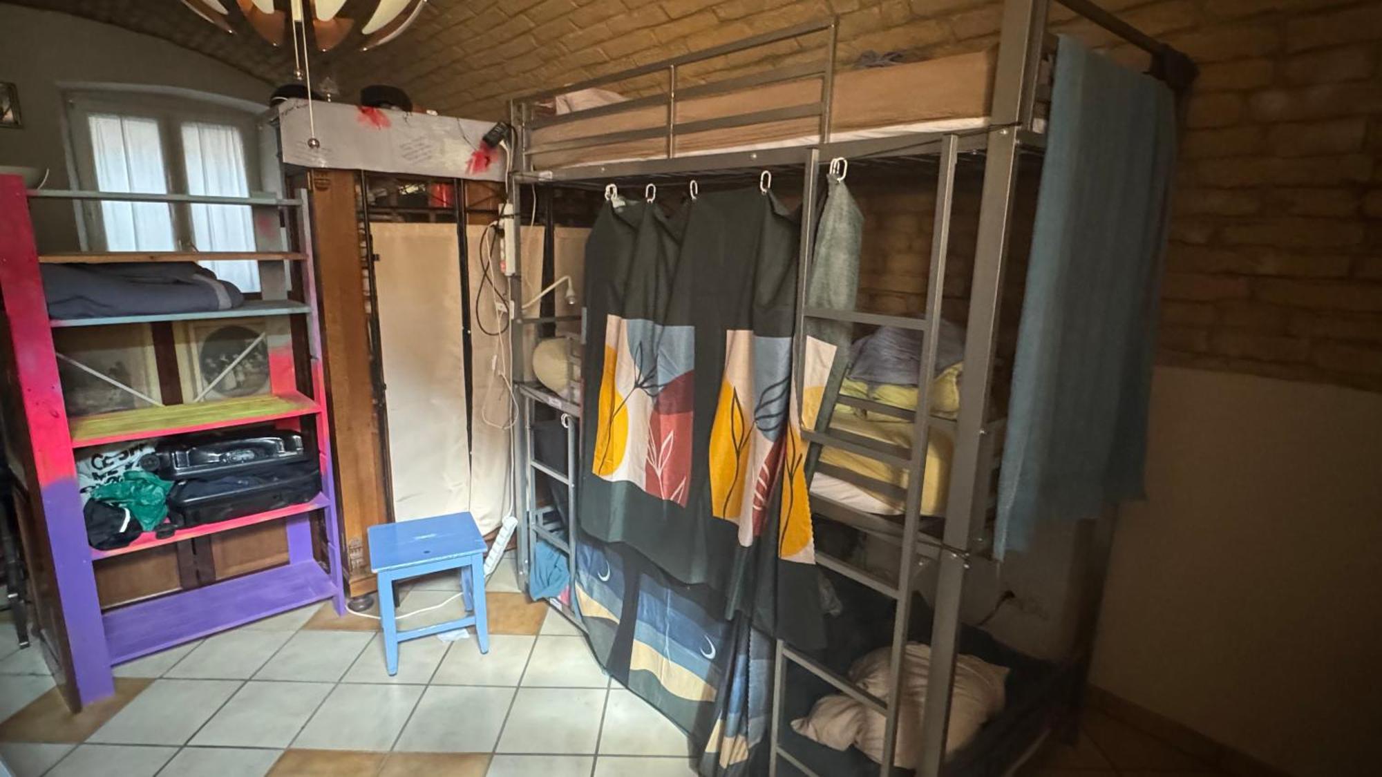 Brant Academy Petite France Hostel Страсбург Екстериор снимка